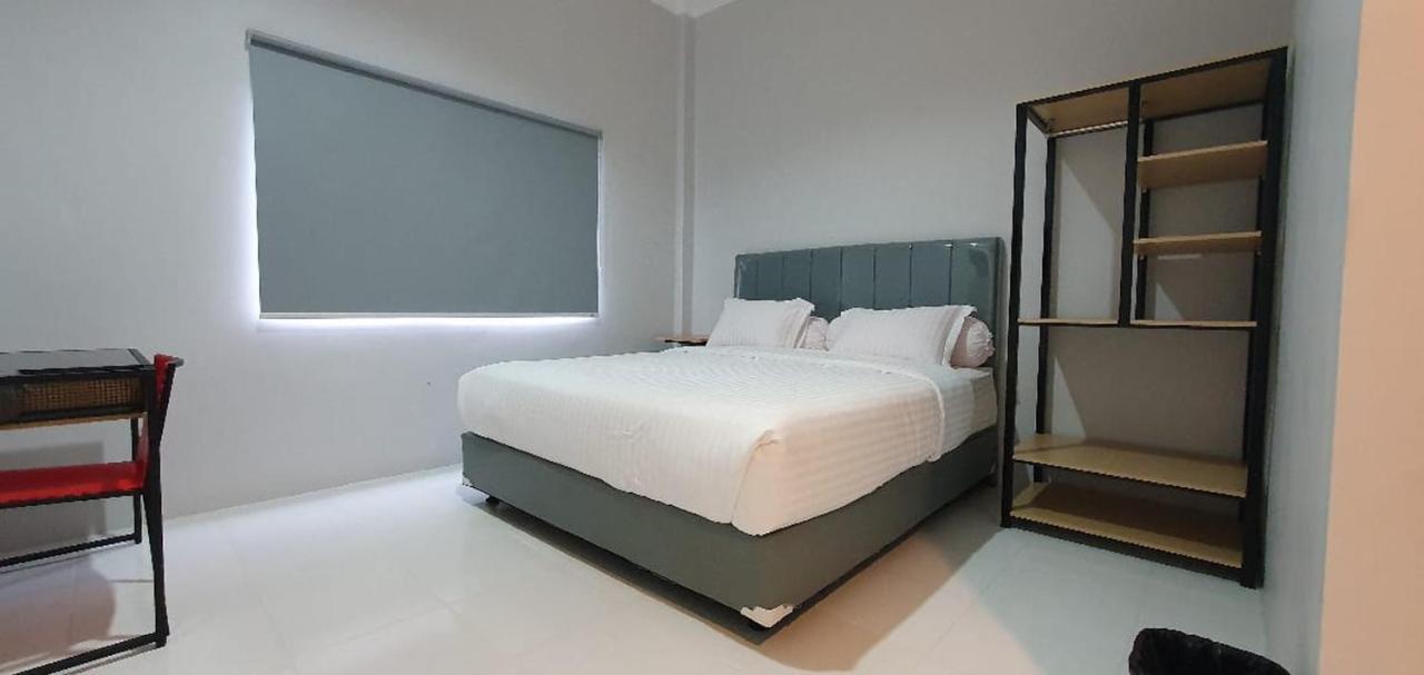 Reddoorz Plus Near Siloam Hospital Balikpapan Balikpapan (Borneo) Exterior foto