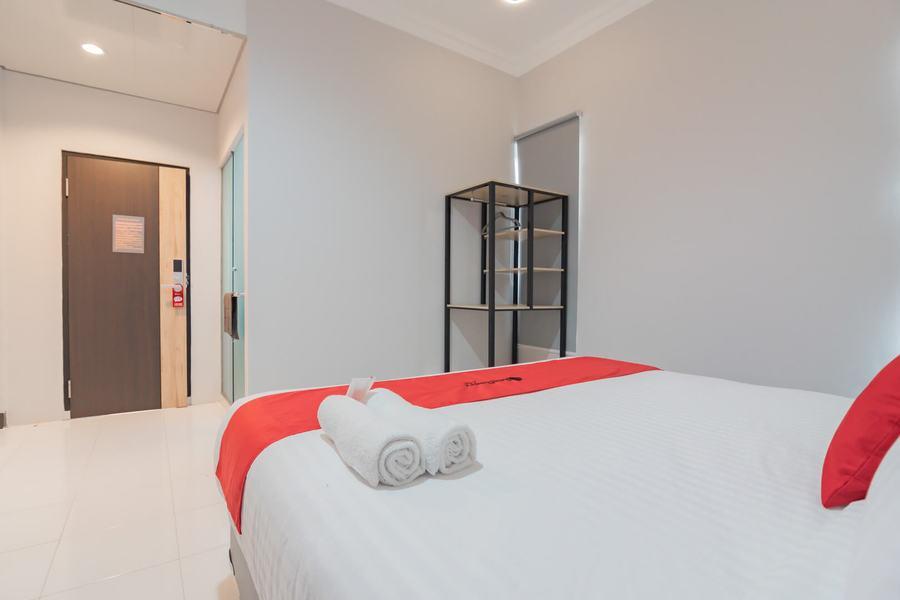 Reddoorz Plus Near Siloam Hospital Balikpapan Balikpapan (Borneo) Exterior foto