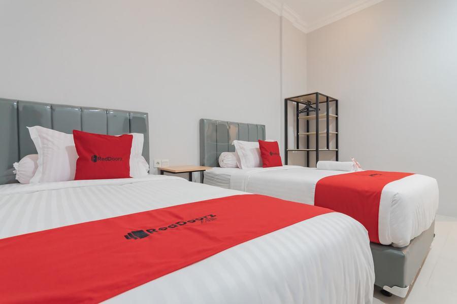 Reddoorz Plus Near Siloam Hospital Balikpapan Balikpapan (Borneo) Exterior foto